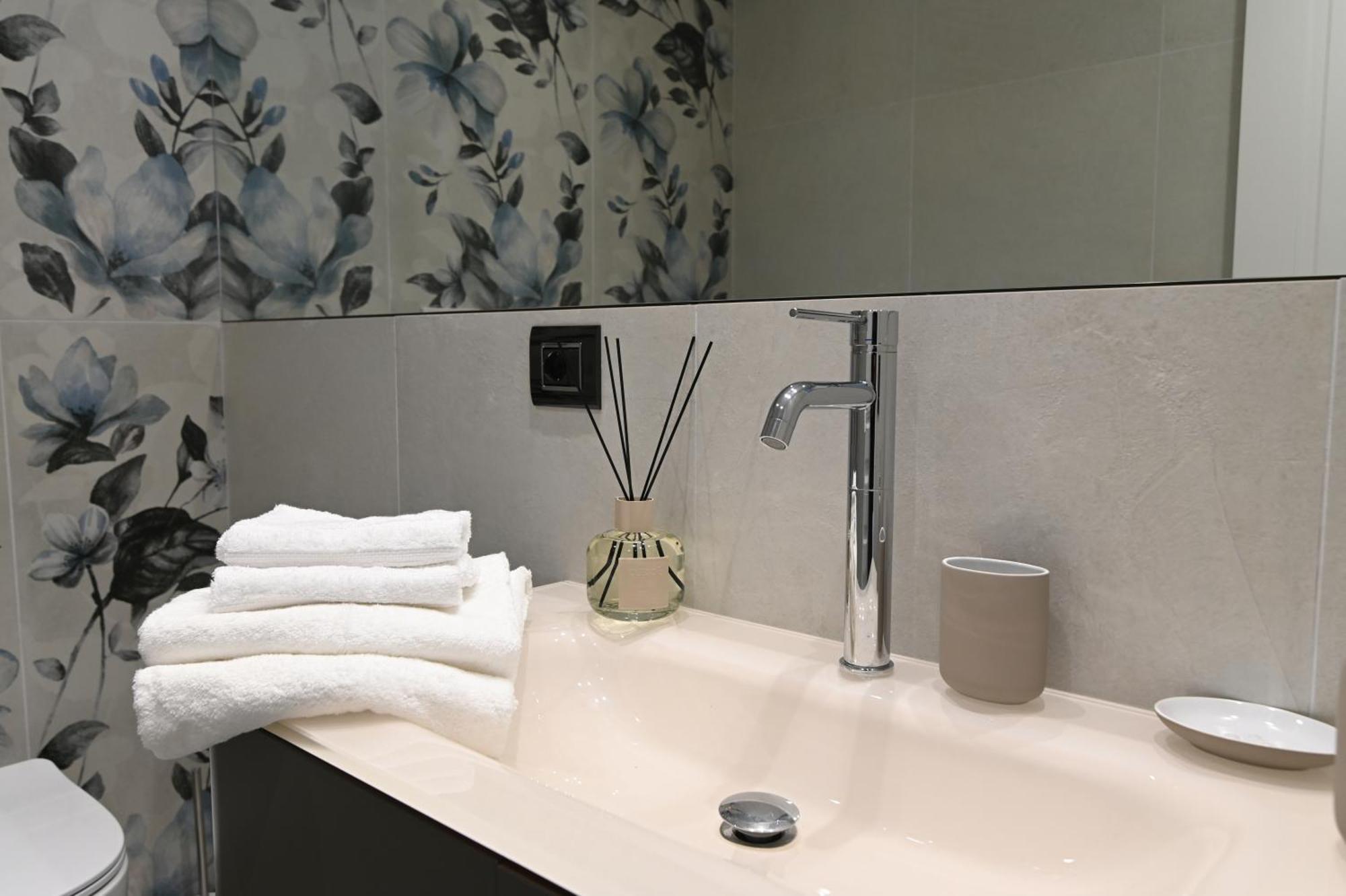 Slopes Suites And Spa Boscotrecase Buitenkant foto